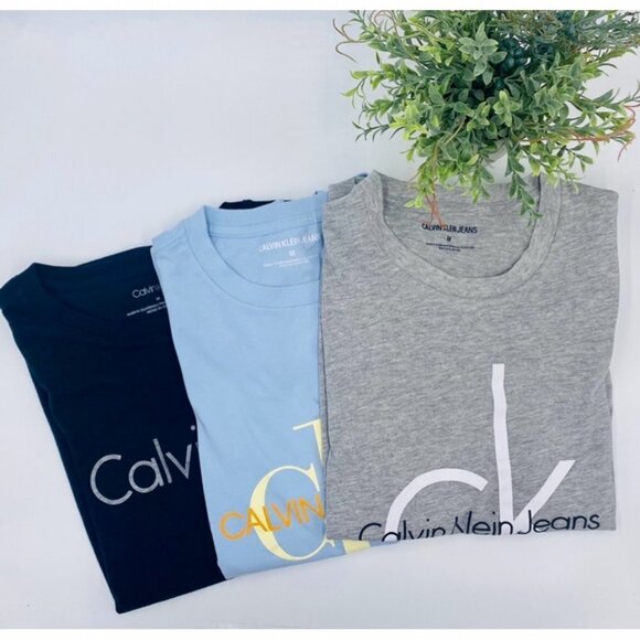 Calvin Klein Shirt Bundle Tshirt Set Size Medium, Black, Gray, Blue Short Sleeve - Picture 1 of 10